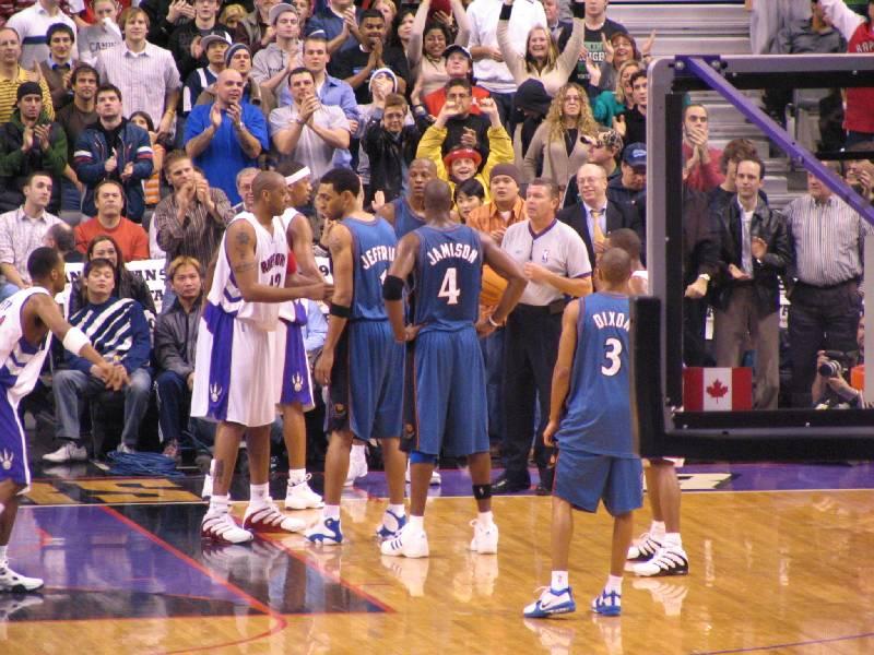 Raptors - 02.04.2005 400.jpg